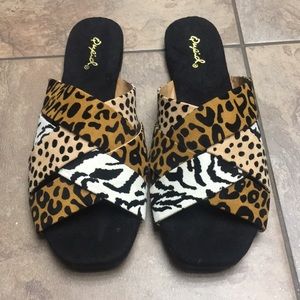 Qupid Sandals - New